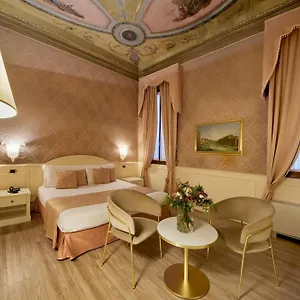 4* מלון Duodo Palace